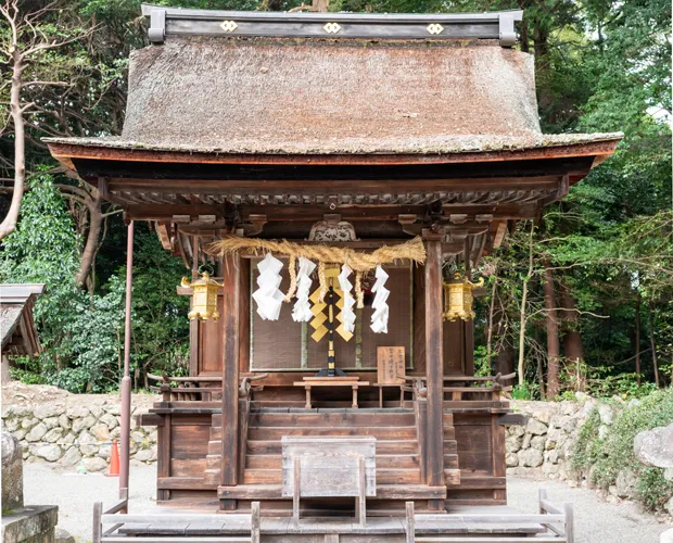 県指定有形文化財　御上神社　摂社三宮神社